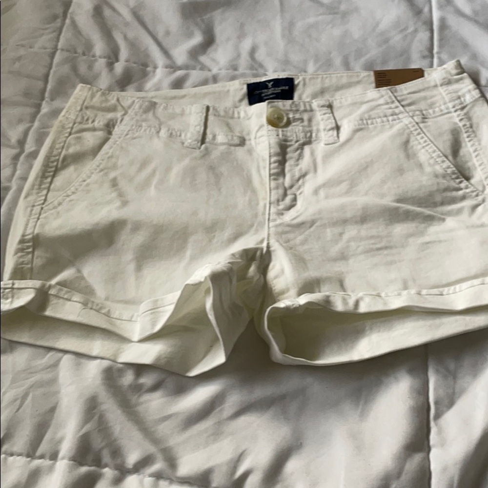 American eagle shorts size 4